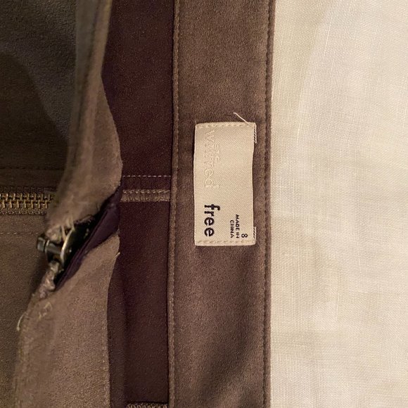 Aritzia Wilfred Free New Zip-Up Mini Skirt - Taupe - Picture 4 of 6